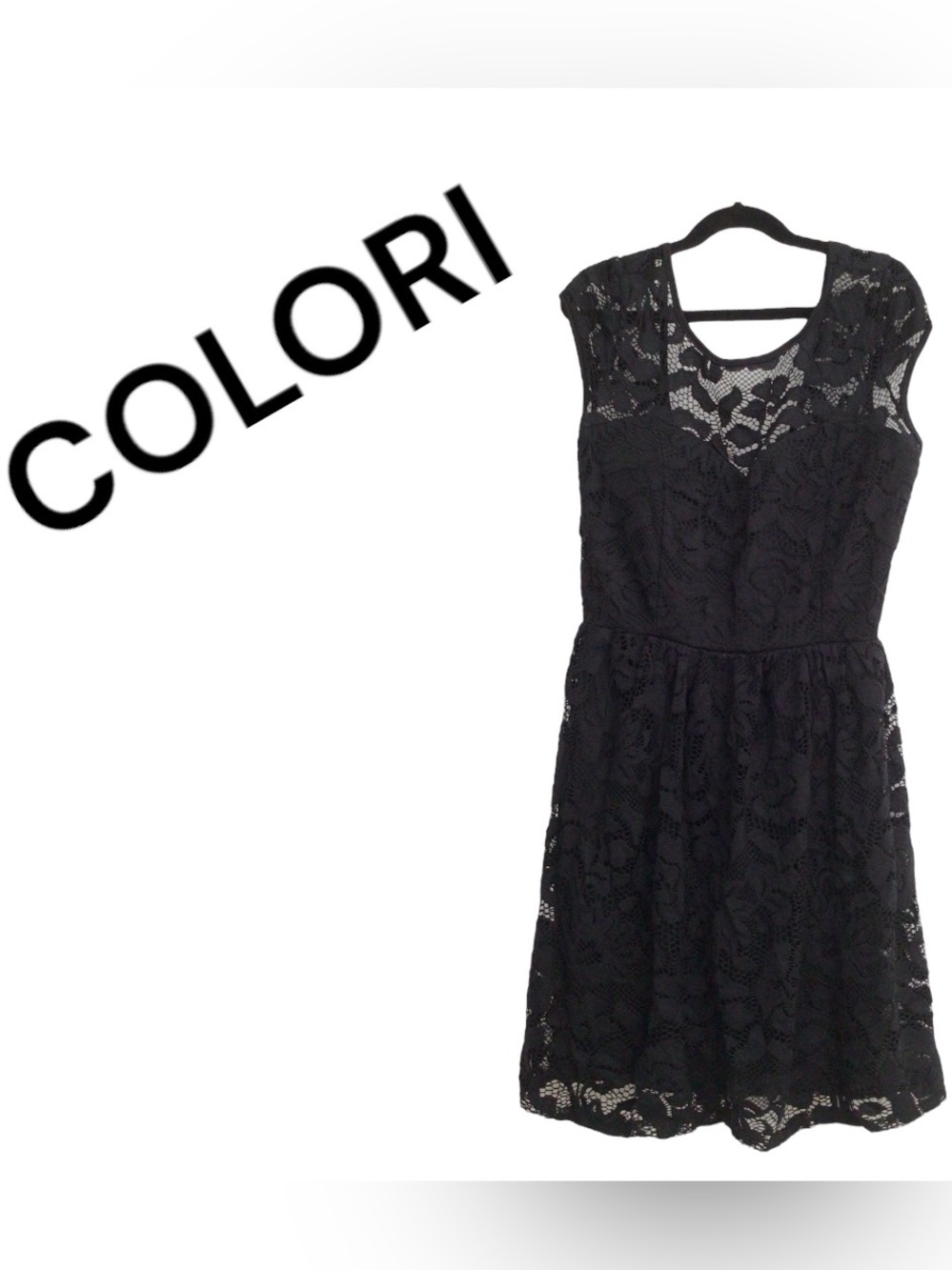 COLORI🌴Little black dress